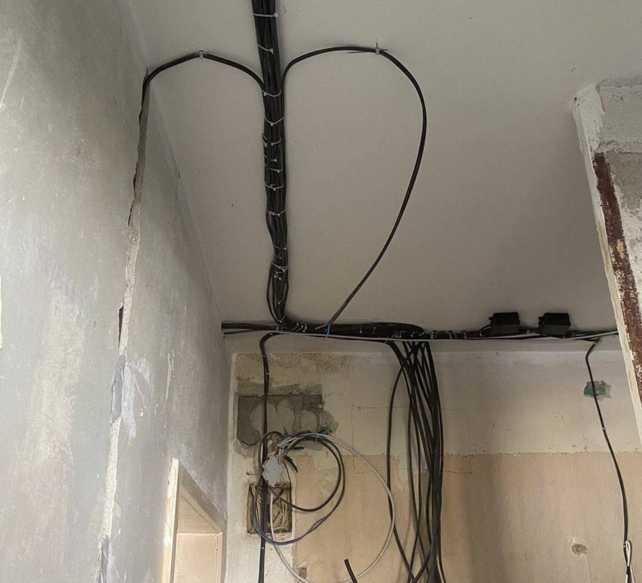 Изграждане на електроинсталация във Варна