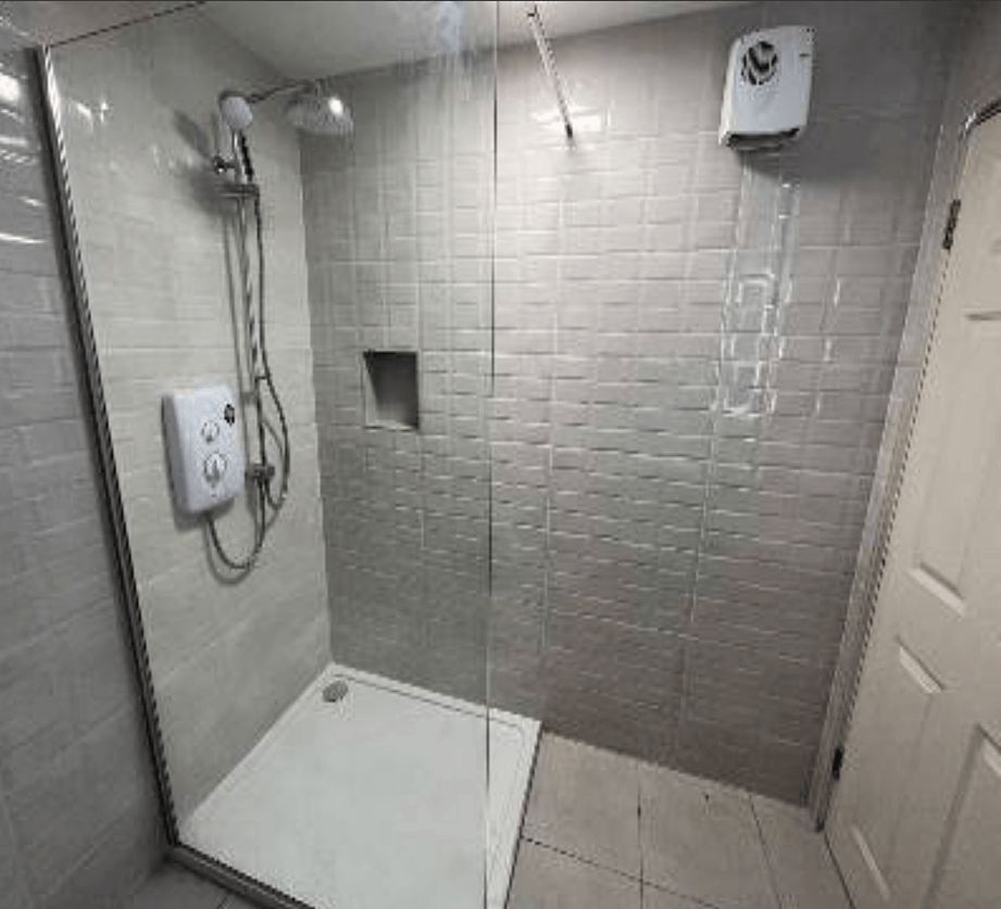 Монтаж на душ кабина във Варна