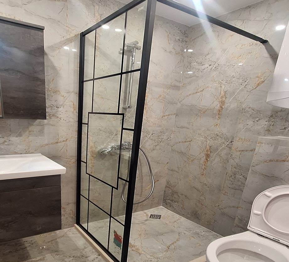 Монтаж на параван за баня във Варна